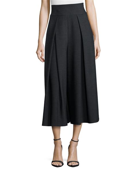 women's pleated culottes.